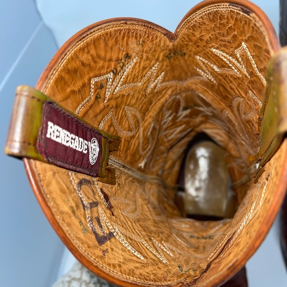 PRE-LOVED Vintage Renegade Chestnut Eel Skin Western Boots - size unknown - Picture 9 of 9